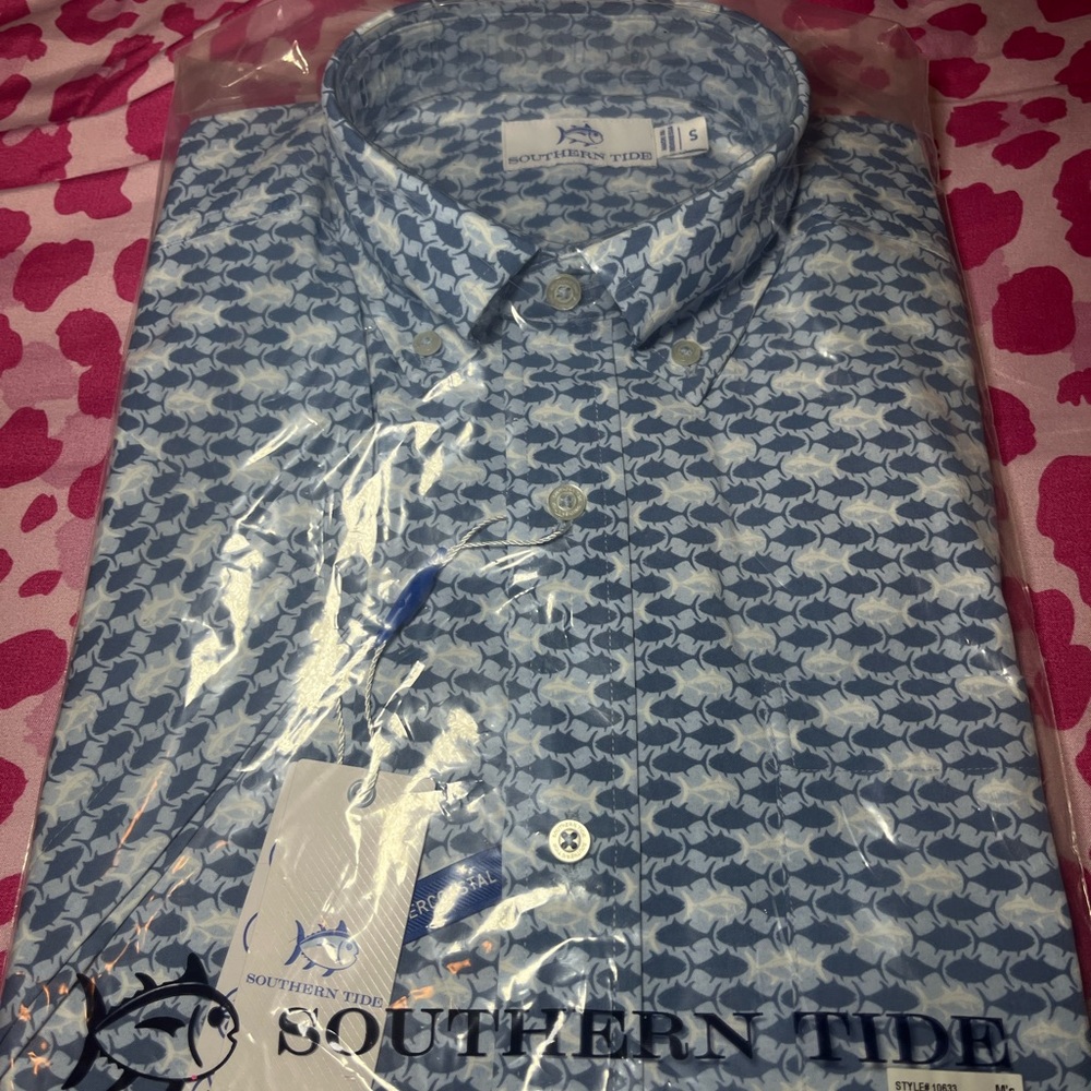 Southern Tide Blue Fish Pattern Men's Shirt
